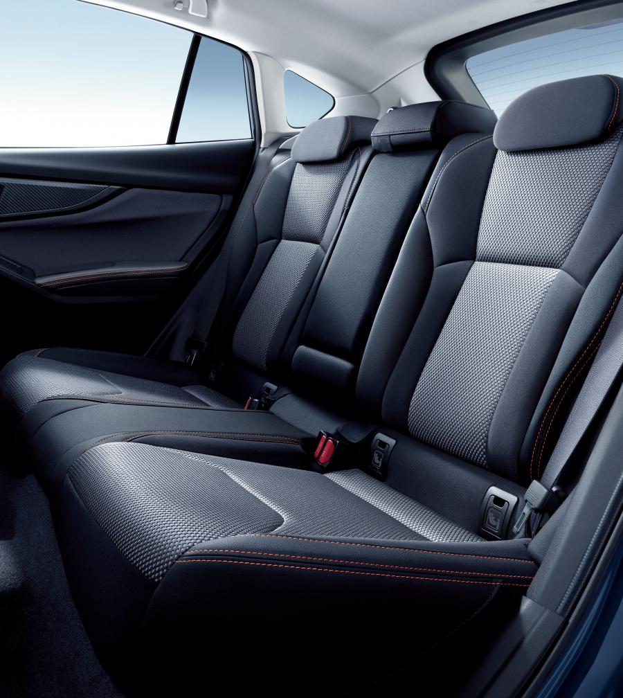 Интерьер Subaru XV 2017 года  (JP) (фото 36 из 38)